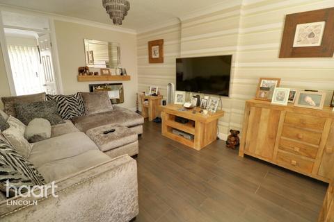 15 Heysham Close, Lincoln, LN5 9UD