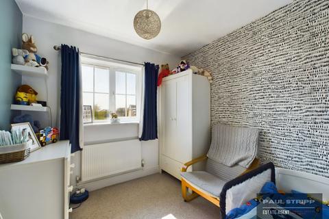 4 Cooden Ledge, St Leonards-on-sea, TN38 8ET