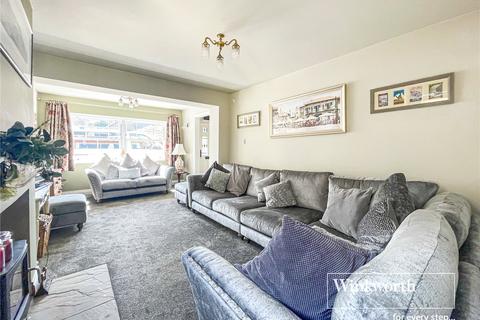 32 Albert Road, Ferndown, BH22 9HE