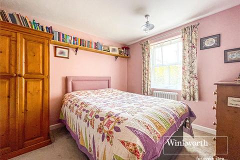 32 Albert Road, Ferndown, BH22 9HE