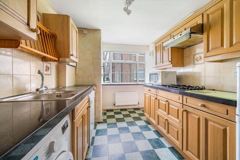 3 bedroom apartment for sale - Phyllis Court Drive, Henley-on-Thames, Oxfordshire, RG9