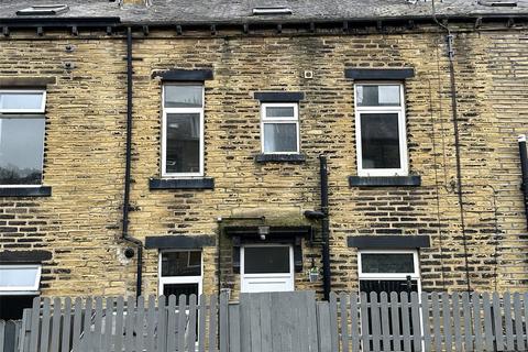 3 bedroom terraced house to rent, Laura Street, Boothtown, Halifax, HX3