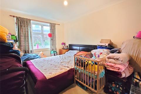1 bedroom apartment for sale, William Close, Southall, Greater London, UB2