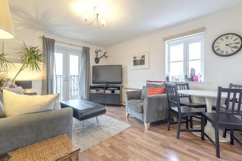 16 Pelham Place, London, W13 0HT