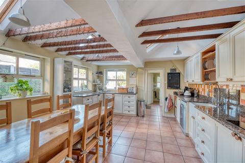 7 Barbourne Terrace, Worcester, WR1 3JS