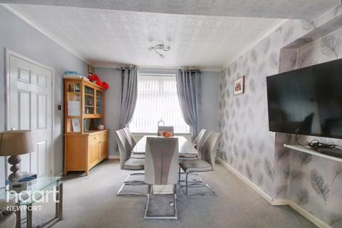4 bedroom end of terrace house for sale - Islwyn Street, Newport