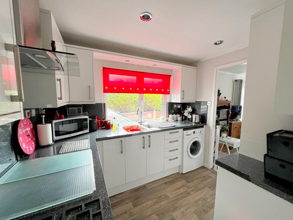 Woodlands Park, Stopples Lane, Hordle, Lymington, Hampshire. SO41 0JB 1