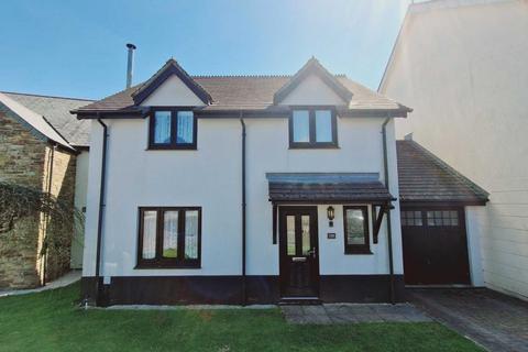 108 Beechwood Drive, Camelford, PL32 9NB