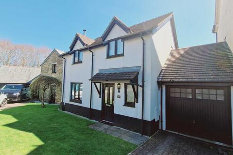 108 Beechwood Drive, Camelford, PL32 9NB