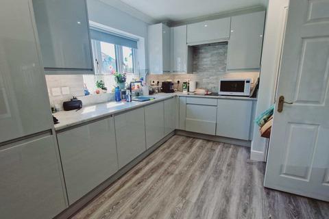 108 Beechwood Drive, Camelford, PL32 9NB