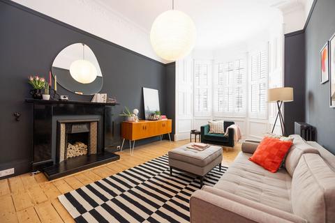 6/2 Perth Street, Edinburgh, EH3 5DP