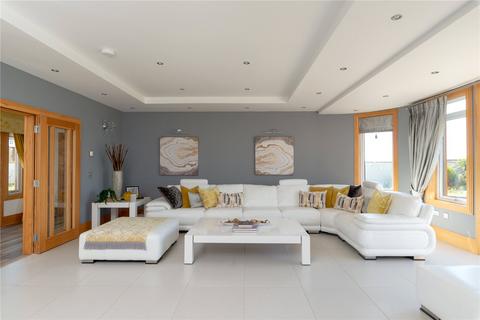 The Beach House, 18 Hyndman Road, Seamill, West Kilbride, KA23 9NL