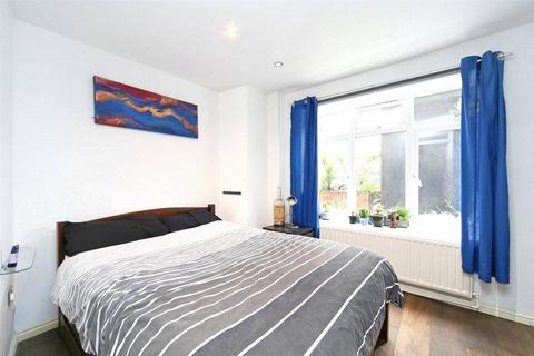 2 bedroom flat for sale, High Road, Willesden, NW10