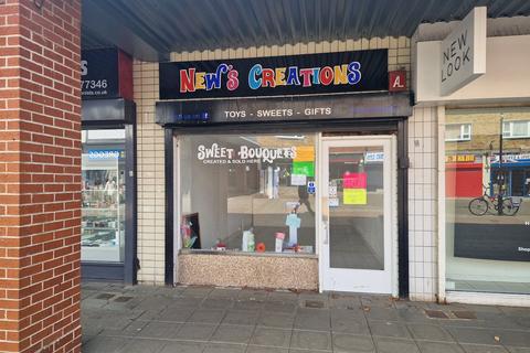 Retail property (high street) to rent - Unit 24, Greywell Shopping Centre, Leigh Park, Havant, PO9 5AL