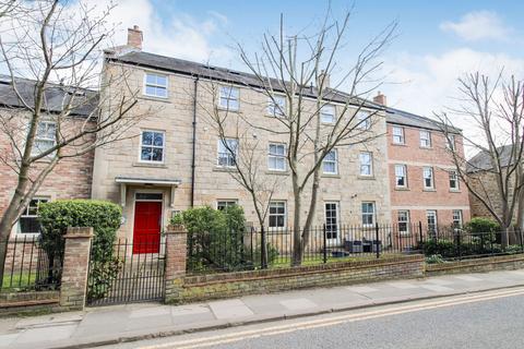 3 bedroom flat for sale - 42a Newminster Place, Bullers Green, Morpeth, Northumberland, NE61 1BF