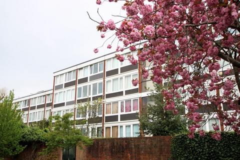 4 bedroom apartment for sale, Sherfield Gardens