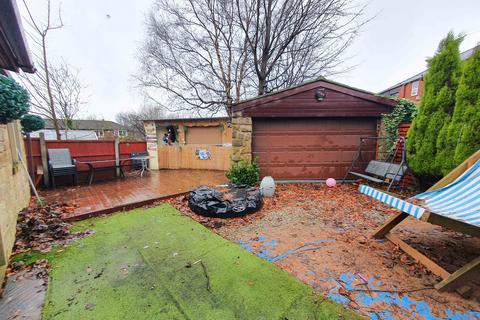 10a Dunham Street, Lees, Oldham, OL4 3NF