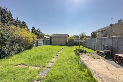 3 bedroom semi-detached house to rent, Mirfield Road, Witney, Oxfordshire, OX28