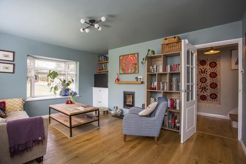52 Fermor Way, Crowborough, TN6 3BE