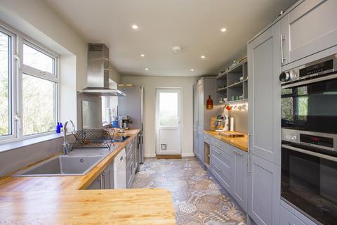 52 Fermor Way, Crowborough, TN6 3BE