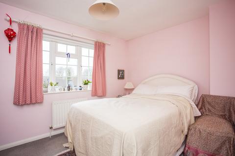 16 Alder Close, Heathfield, TN21 8BY