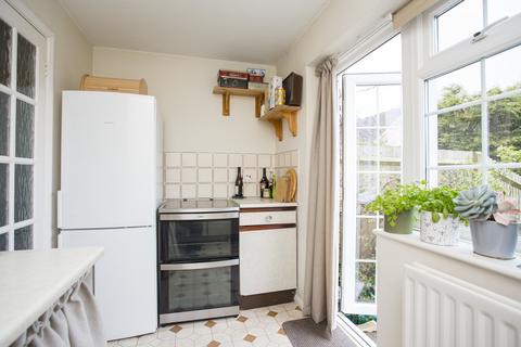 16 Alder Close, Heathfield, TN21 8BY