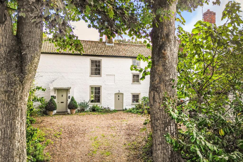 Hockwold cum Wilton 6 bed detached house for sale £850,000