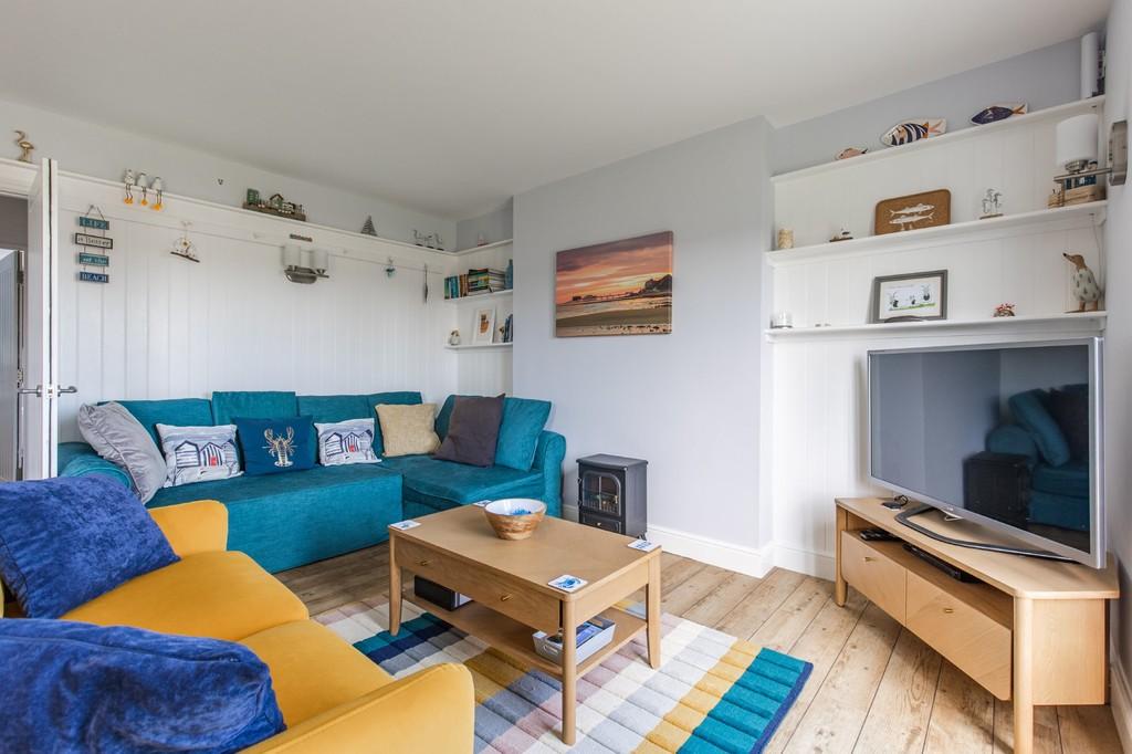 Cromer 2 bed apartment for sale £345,000