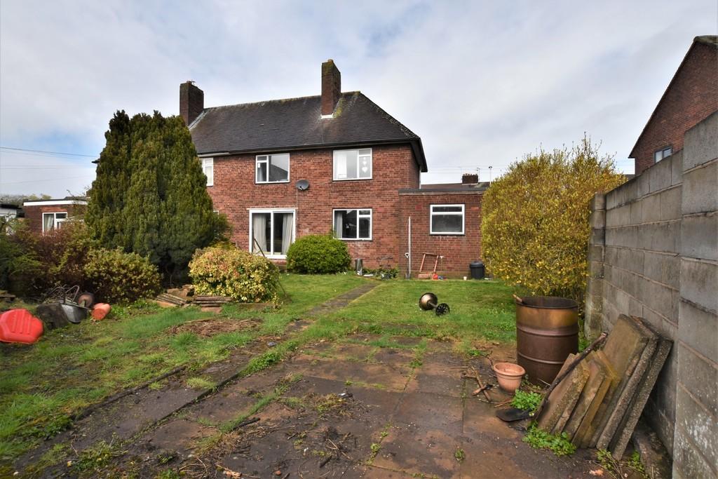Dalelands West, Market Drayton 3 bed semidetached house £160,000