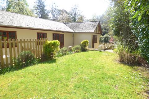 2 bedroom semi-detached bungalow to rent, The Edgemoor Hotel, Bovey Tracey