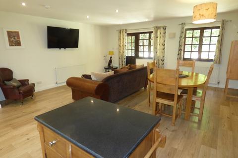 2 bedroom semi-detached bungalow to rent, The Edgemoor Hotel, Bovey Tracey