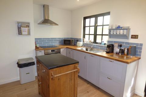 2 bedroom semi-detached bungalow to rent, The Edgemoor Hotel, Bovey Tracey