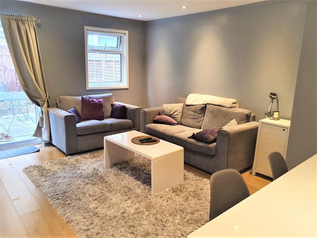 Lounge Picture
