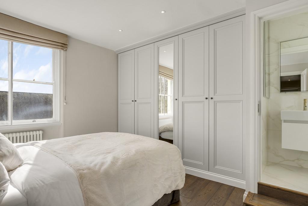 Warwick Square29,Flat B-12