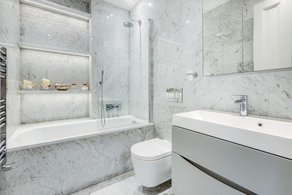 Warwick Square 9, Flat B-5