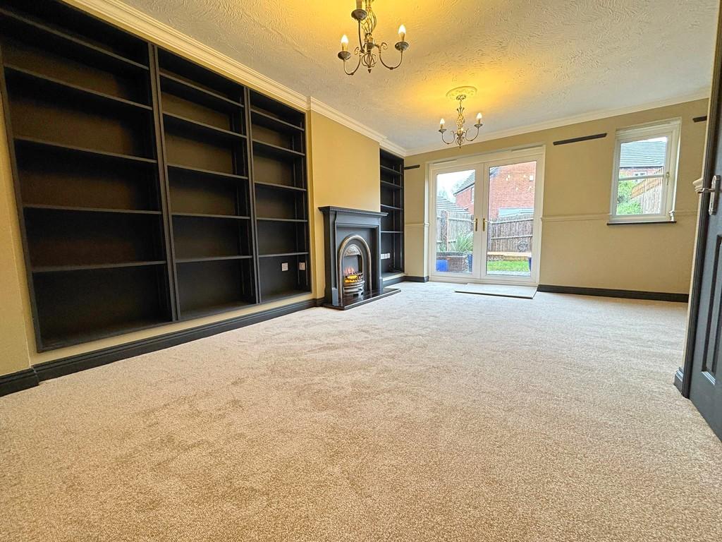 Living Room (3)