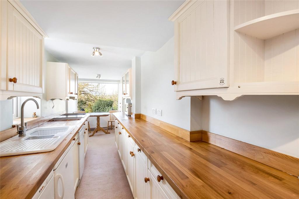 Briggate, Nesfield, Ilkley, North Yorkshire, LS29 3 bed terraced house for sale £545,000