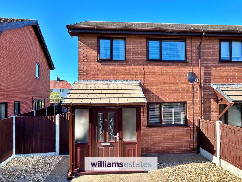 Victoria Road, Prestatyn 3 bed semidetached house £186,000