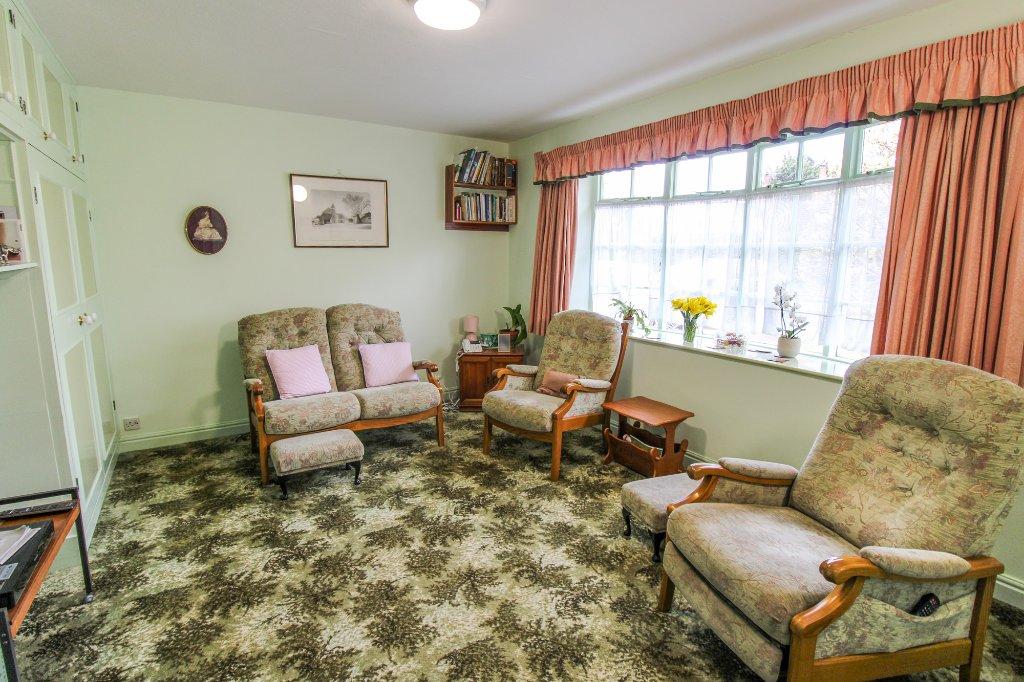 Sitting Room/Bed 3