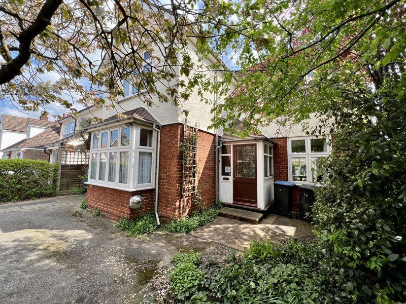 Hart Road, Harlow 3 bed detached house £550,000
