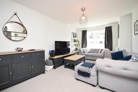 7 Lornty Place, Rattray, Blairgowrie, PH10 7FF