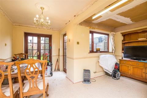 112 Conway Avenue, Great Wakering, Southend-on-sea, SS3 0DD
