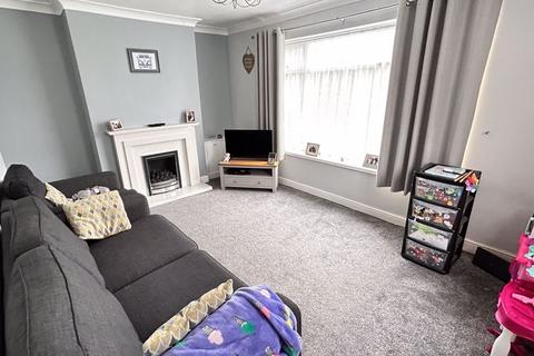 3 bedroom end of terrace house for sale - Etta Grove, Kingstanding, Birmingham, B44 9QY