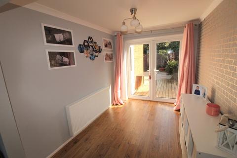 27 Downside Gardens, Potton, Sandy, SG19 2RE