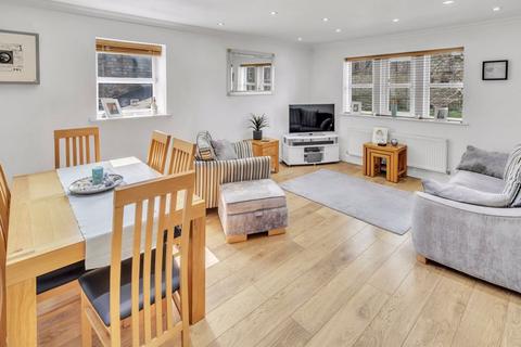 1 Madens Square, Littleborough, OL15 9AJ
