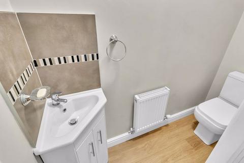 1 Madens Square, Littleborough, OL15 9AJ