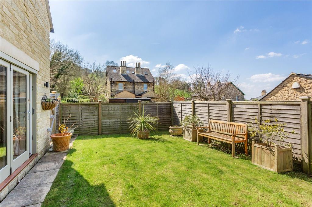 Stockwell Lane, Cleeve Hill, Cheltenham, Gloucestershire, GL52 4 bed