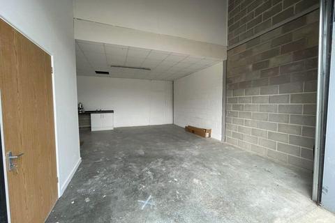 Warehouse to rent, Glenmore Business Park , Chichester