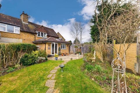 7 Chequers Close, Walton On The Hill, Tadworth, KT20 7SR