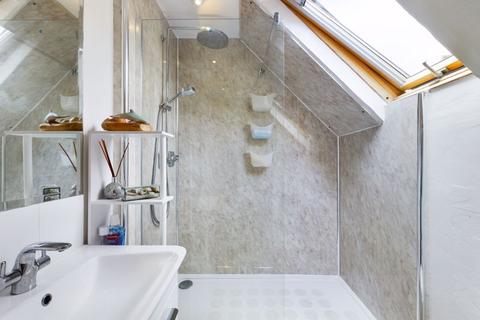 7 Chequers Close, Walton On The Hill, Tadworth, KT20 7SR